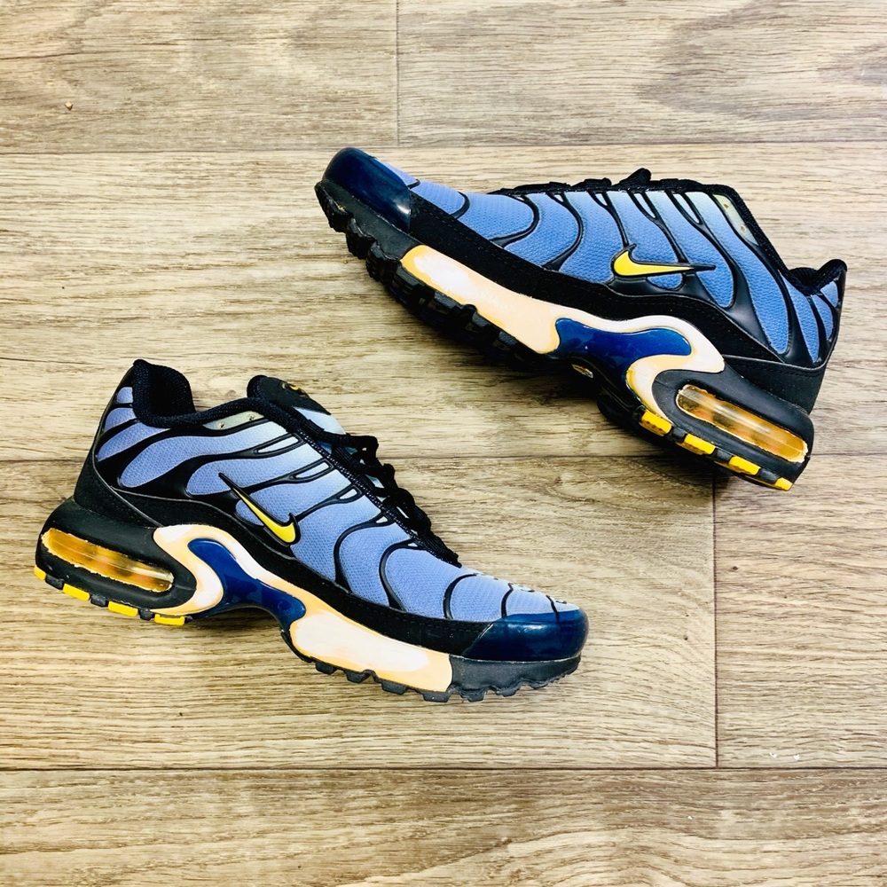SOLD6 6.5 AirMax Plus TN Hyperblue Vtg size 7 7.5